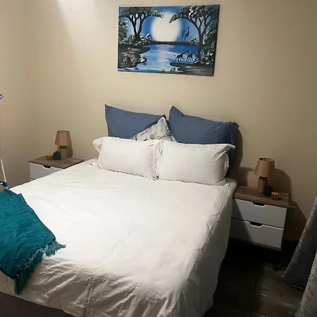 Phindulo Bed And Breakfast - No Loadshedding, Smart Tvs & Unlimited Free Fibre Wifi Krugersdorp Exterior photo