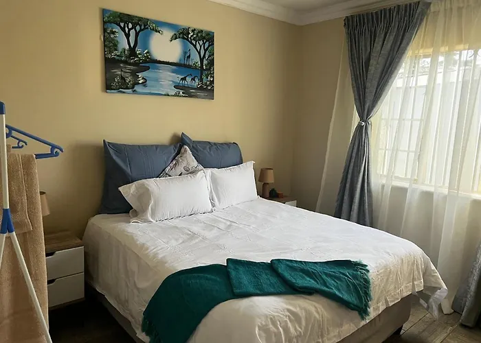Phindulo Bed And Breakfast - No Loadshedding, Smart Tvs & Unlimited Free Fibre Wifi