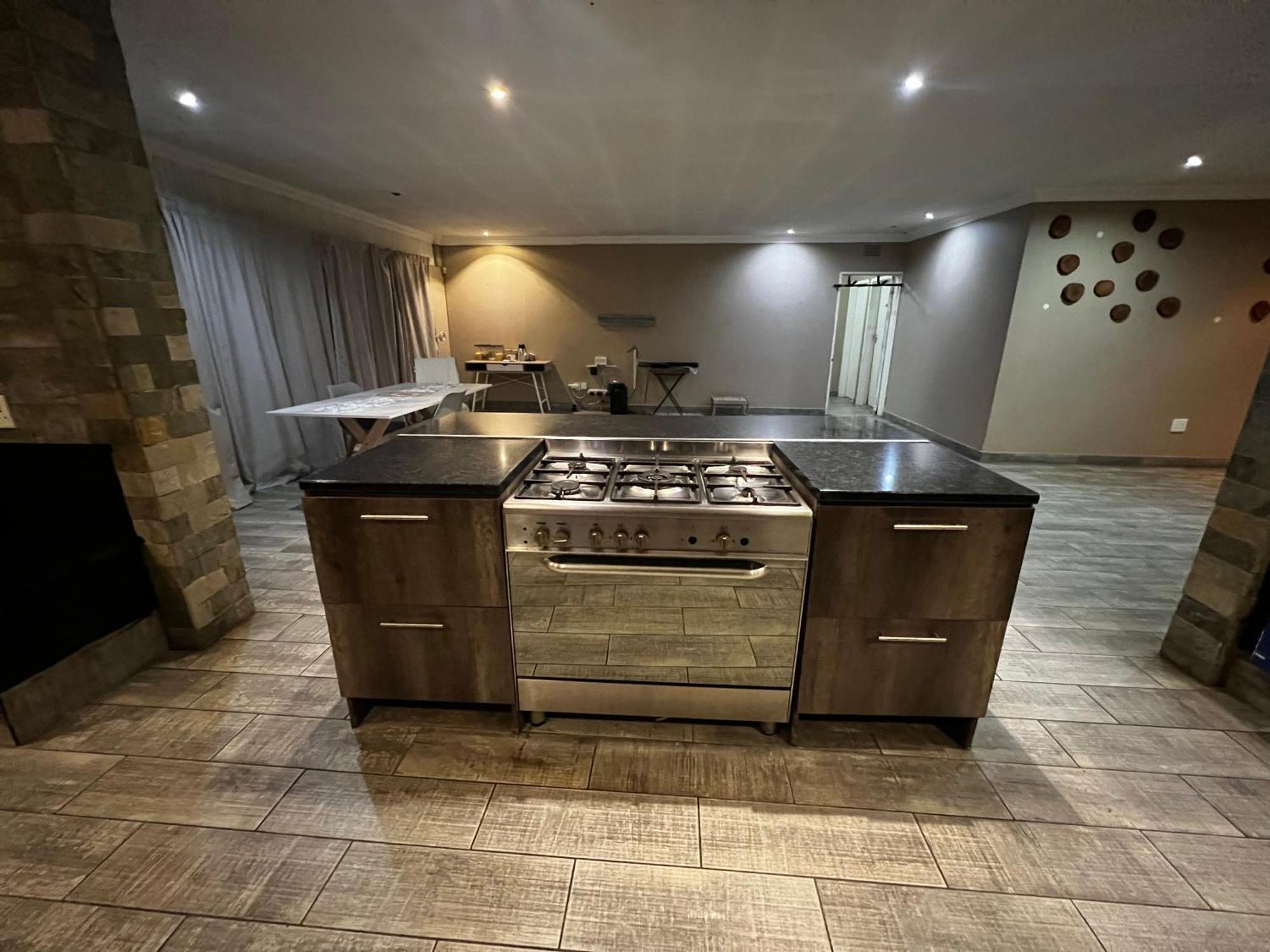 Bed & Breakfast Phindulo - No Loadshedding, Smart Tvs & Unlimited Free Fibre Wifi