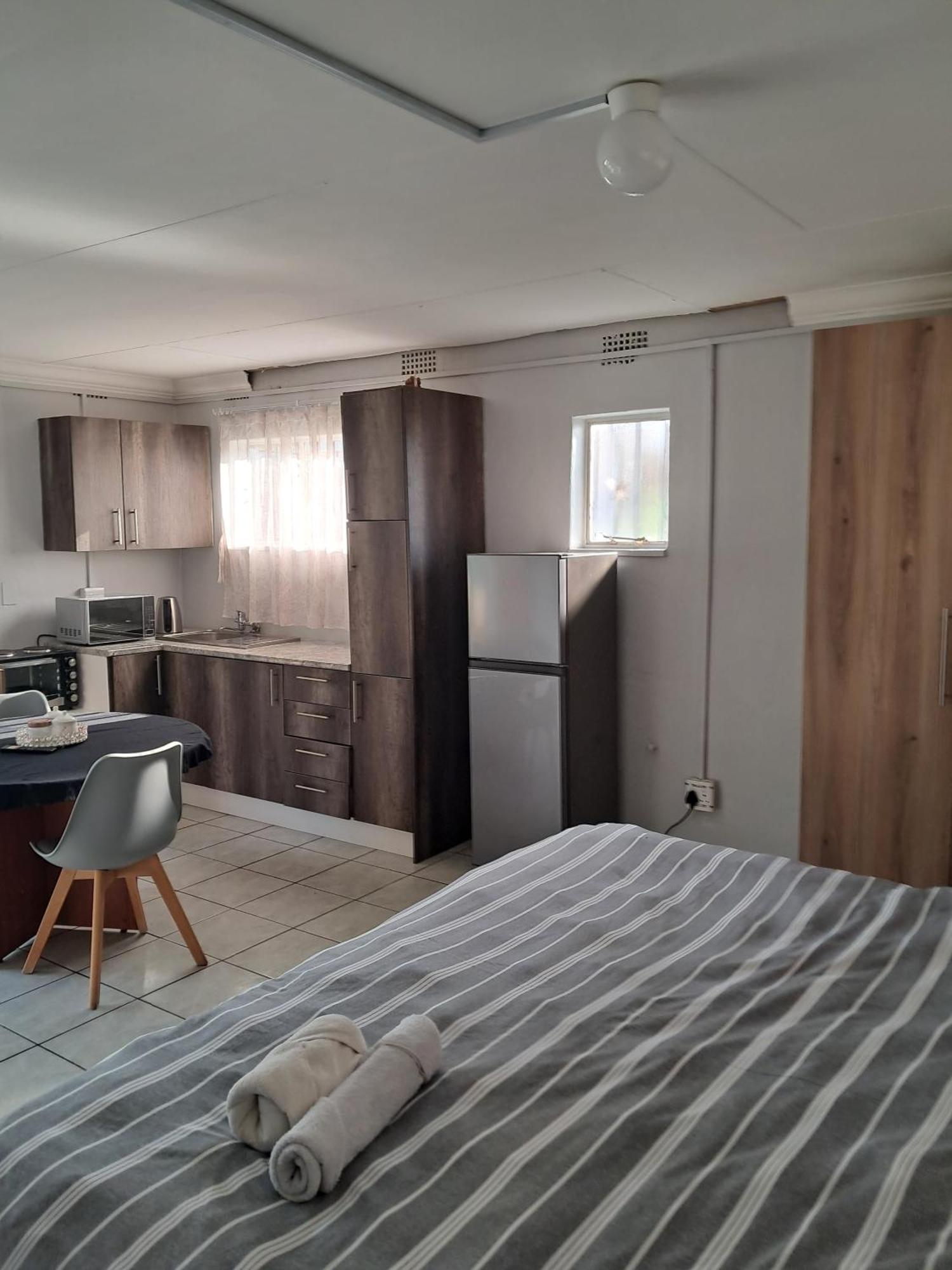 Phindulo - No Loadshedding, Smart Tvs & Unlimited Free Fibre Wifi Bed & Breakfast *